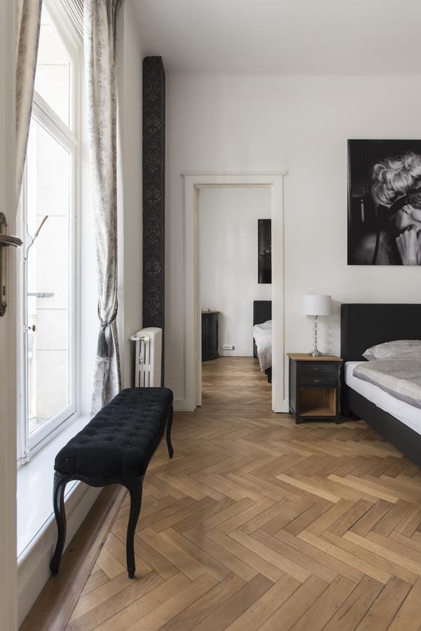 Roaring 20'S Apartment Meir Антверпен Екстериор снимка